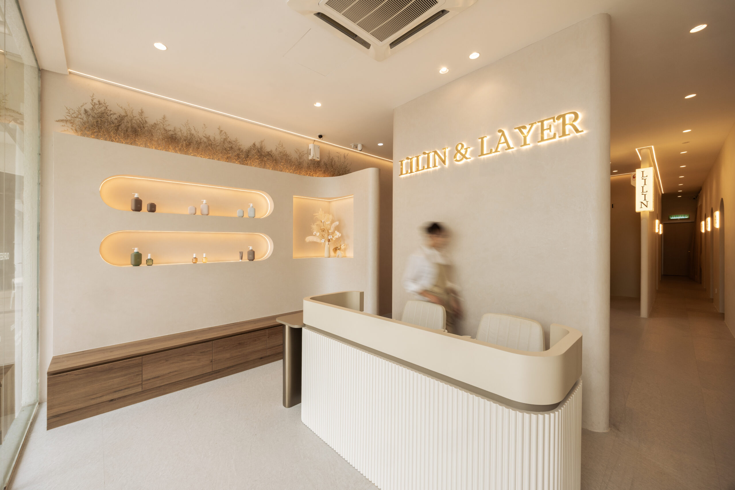LILIN & LAYER – MONT KIARA
